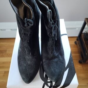Calvin Klein Black Suede Pointed-Toe Heeled Boots w/Laces